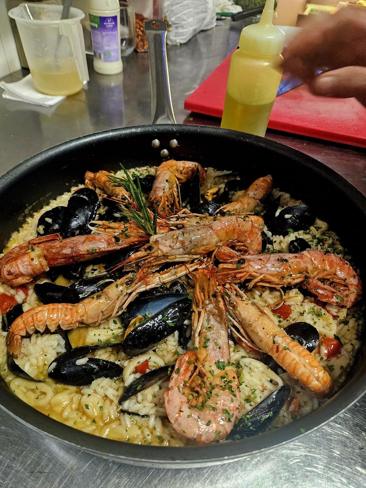 Seafood risotto with scampi and mussels